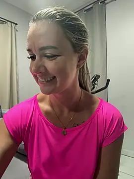 SuhHWhotwife - Ficar pelada e se masturbar com vibrador
