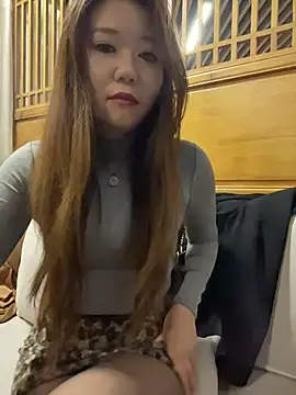 Mia999 - 户外假鸡吧抽插1分钟