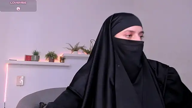 Salma_arabicc - Hard spankings x10