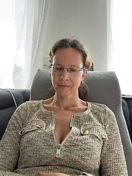AnnikaRose - Naked Orgasmus