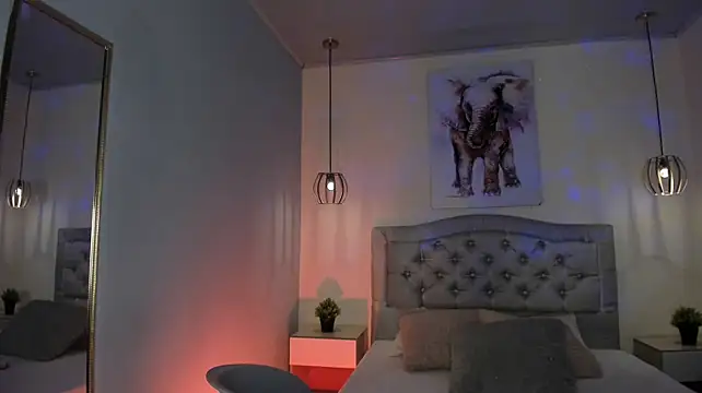 Ayshel__ - scissor position
