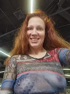 Exhibitionsplit - MAKE me CUM RUNNING ♤SQUIRT