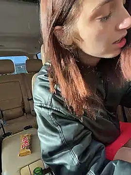 DollyTall - LIFT UP MY SKIRT! PERFECT VIEW ON PANTIE