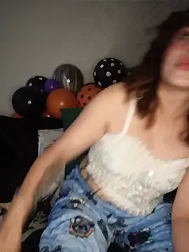Amstheynovak - Show boobs