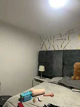 Cristal_Velle - Hard squirt + fuck machine 10 min