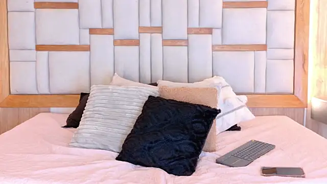 Celeste_sanz - naked 💥👅🍑