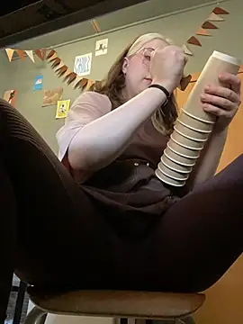 Cinnabon_ - MAKE MY PUSSY WET AT MY WORK