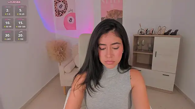 Sussan_Monroe - Suck fingers sensually😏