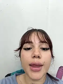 Amelia_rousse26 - squat with the dildo