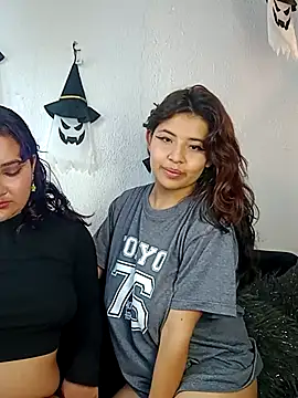 Liily_Foxxy - kiss french + nake for you