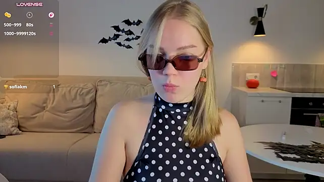 LittleForestELF2 - oil boobs