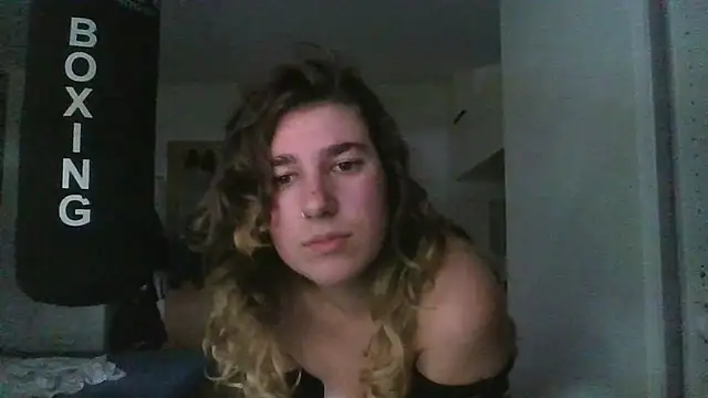GloriaVeil - show boobs an play💕