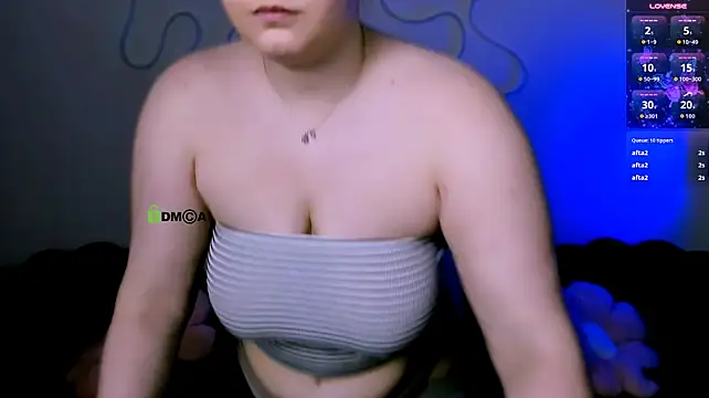 Nikole_kitt - tease with panties