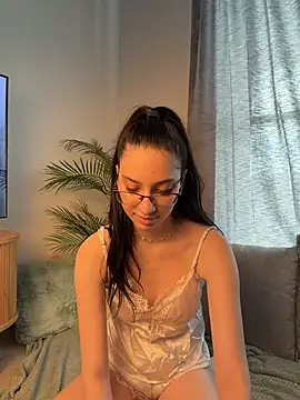 LuluPeach_ - finger pussyyyyy