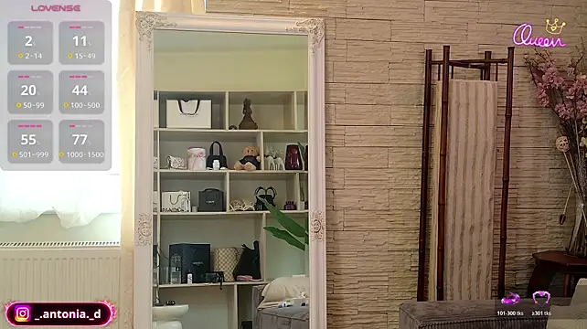 Bella_Posh - Happy pussy, happy life!