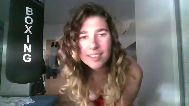 GloriaVeil - show boobs an play💕