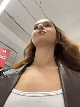Outdorable - Put hands under top&squeeze nipples