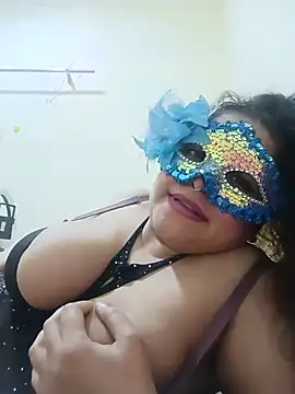 ChristineKhaled - العب في بزازي
