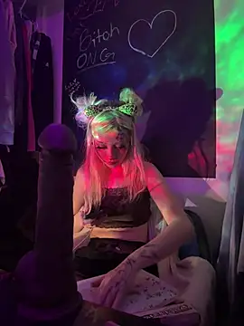 MollyMonroe666
