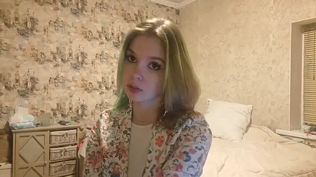 KymberlyKarhoff - Little teasing in doggy