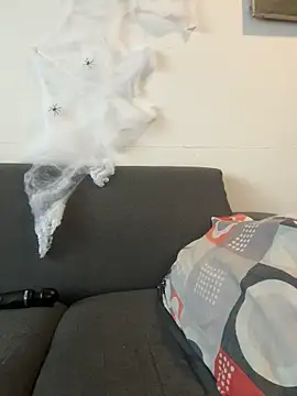 Belle_Lea - SPANK MY TITS AND DROOL ON THEM+CONTROL
