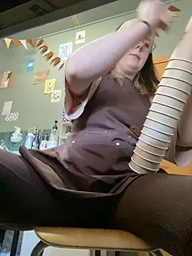 Cinnabon_ - MAKE MY PUSSY WET AT MY WORK