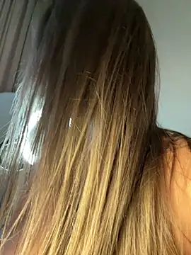 AlexaVee_ - DILDO IN PUSSY+CONTROL 2M