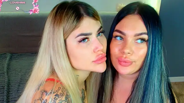 Katerine_Monroe - lick each other's nipples 💘