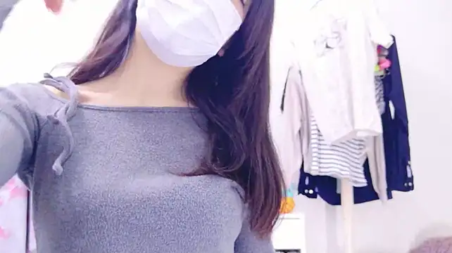 Sakura_Hruno0328 - スカート？？？？いきます💦