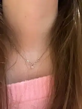 Lunabelle_ - suck my finger looking at stranger