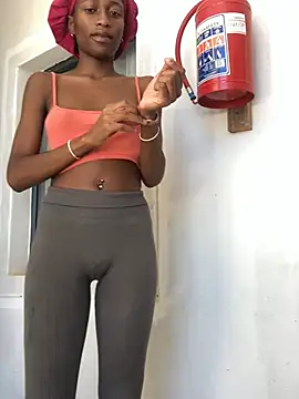 Caramel102004 - Get naked outside