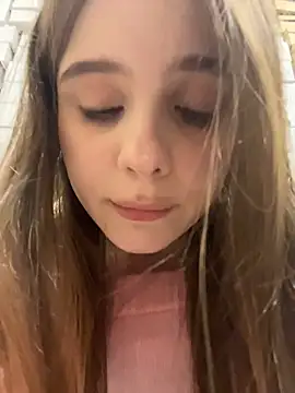 Lunabelle_ - suck my finger looking at stranger
