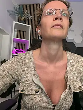 AnnikaRose - Naked Orgasmus