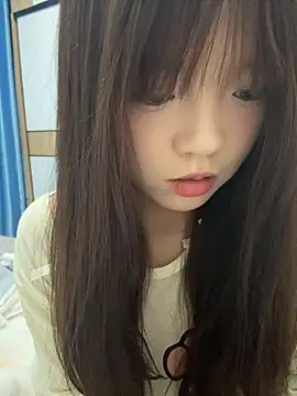 Youbaby-Love - 哥哥帮妹妹脱上衣