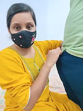 Your___Riya - Flash ass hole in public 🌺💋