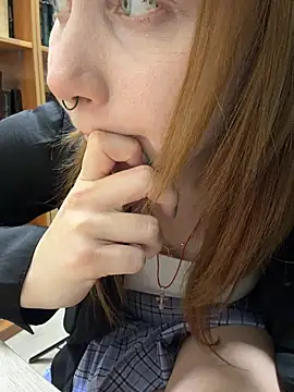 SlavicCandy - SLAP ASS 5X LOUD IN LIBRARY