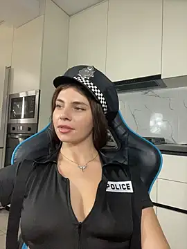 CurlyLara - 🥵Naked+VIDEO FOR LAST TIP