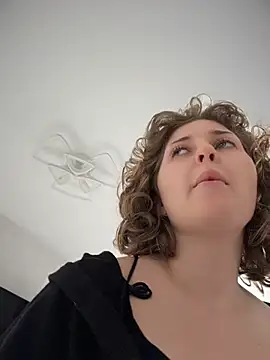 KellyKeler - Lick My Nipples Slowly \ naked TITS😈