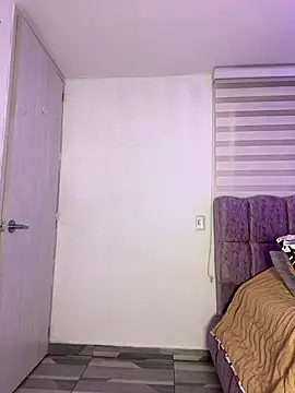 Annie_bonnie_ - Completely naked + pussy spread