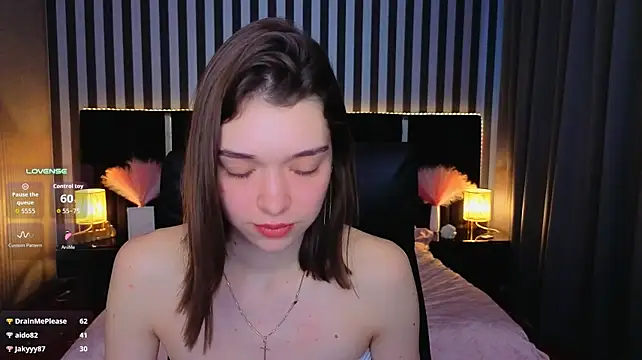Cherry_Wipe - I'll play with my nipples