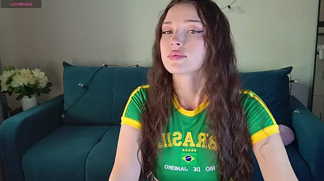 Eva_Saylor - Twerking with a naked butt