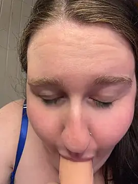 Xopeachybaby - hold cock in throat 5 secs