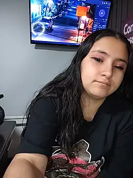 Cute_Penelope - Sucking tits+spitting them out in work🤫shh