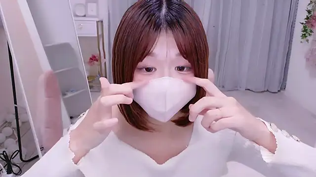 _OTOchan_ - 上の服ぬぎぬぎ💗