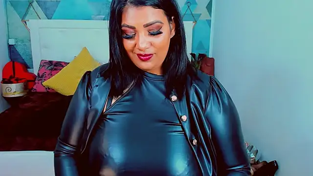 AmyCubes - undress me if u want me nude