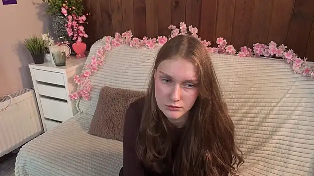 TeressaKapanke - Gently touch my waist