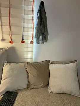Sara_rousse10 - 10 spanks in my pussy