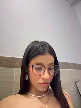Alejandra_ospina - PANTY OFF + DESTROY MY PUSSY IN PUBLIC