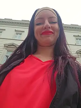 U_prolazu - LT get full toy control 5 min in public