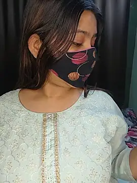 YOUR_GF_ - Show boobies 🥵